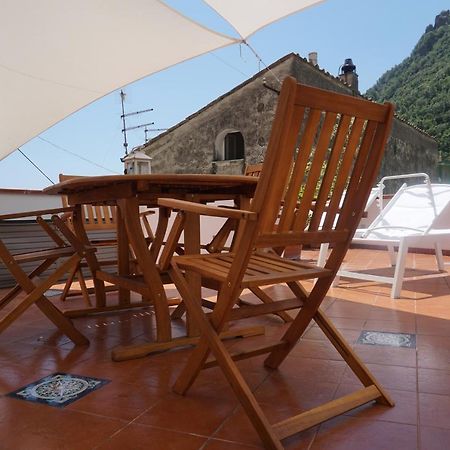 Donna Rosalia Apartment Amalfi Bagian luar foto