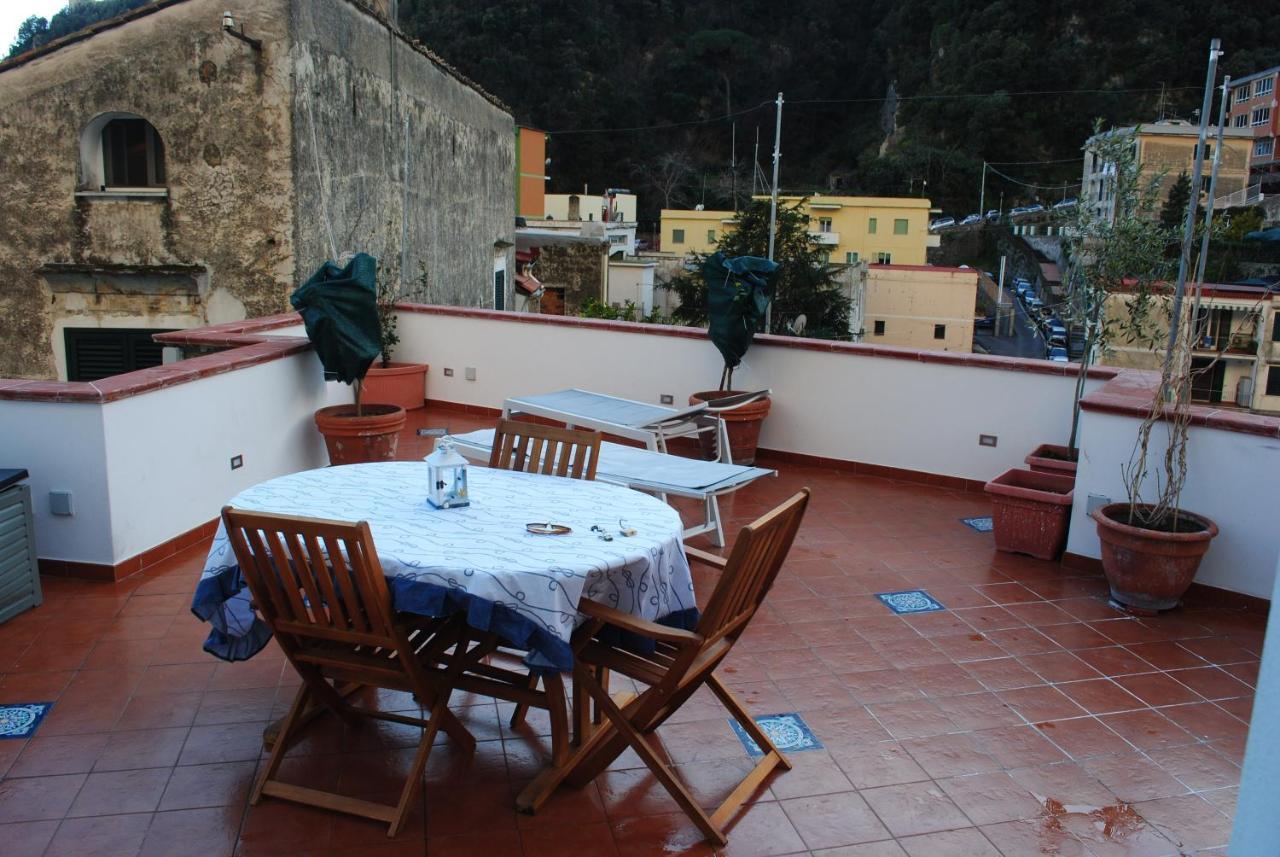Donna Rosalia Apartment Amalfi Bagian luar foto