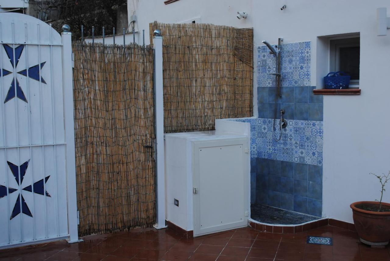 Donna Rosalia Apartment Amalfi Bagian luar foto