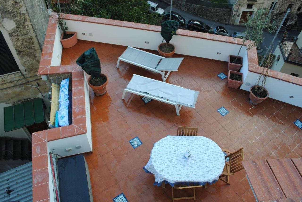 Donna Rosalia Apartment Amalfi Bagian luar foto