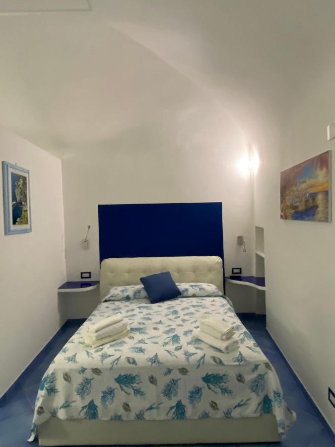 Donna Rosalia Apartment Amalfi Bagian luar foto